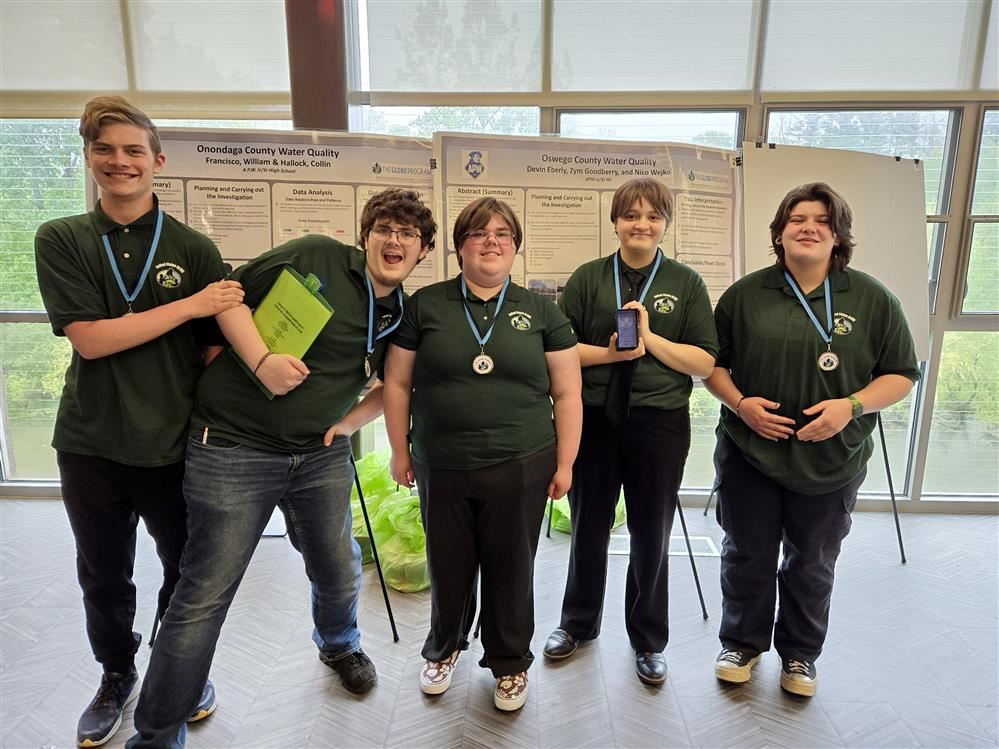  APW NASA Club members who attended the Northeast Mid-Atlantic GLOBE Student Symposium from left to 